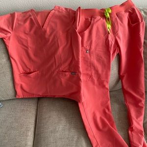 Womens figs scrubs set